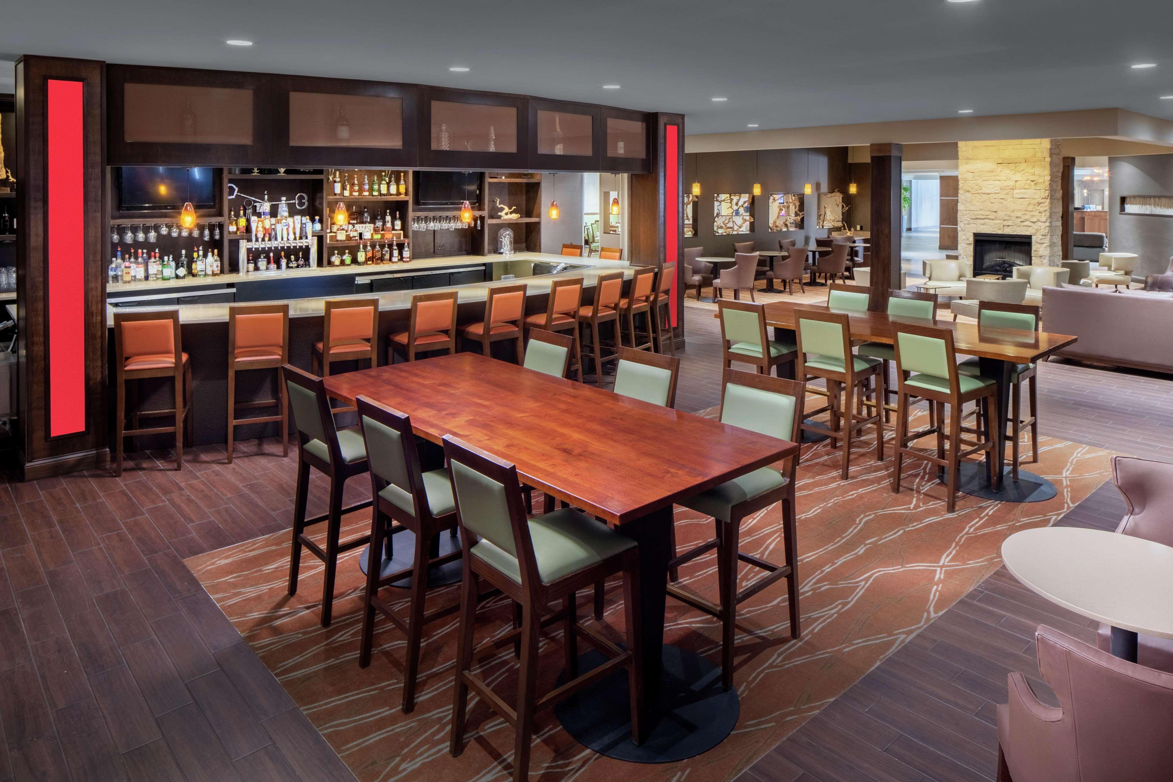Doubletree By Hilton Cleveland East Beachwood Exterior foto