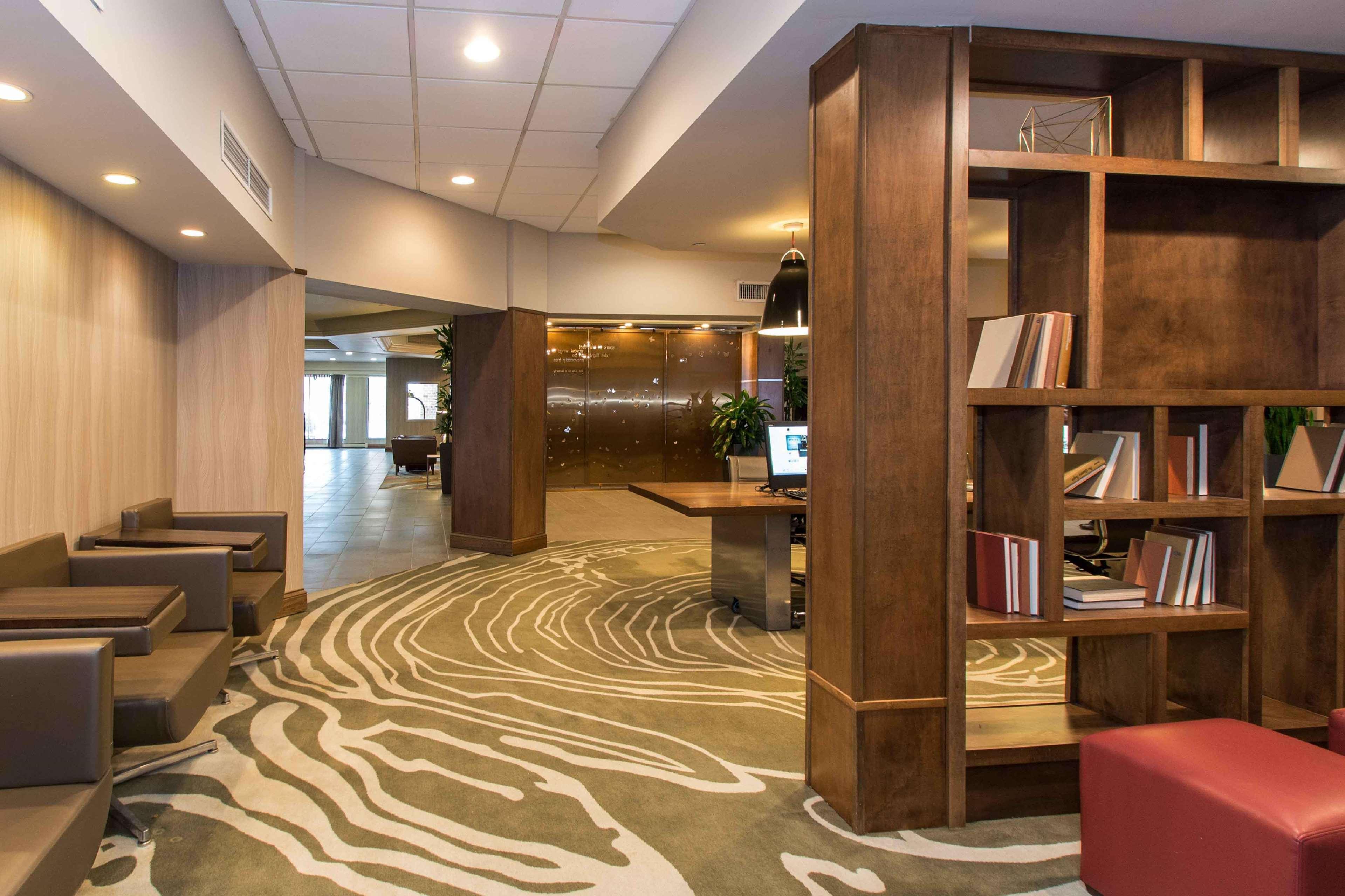 Doubletree By Hilton Cleveland East Beachwood Exterior foto