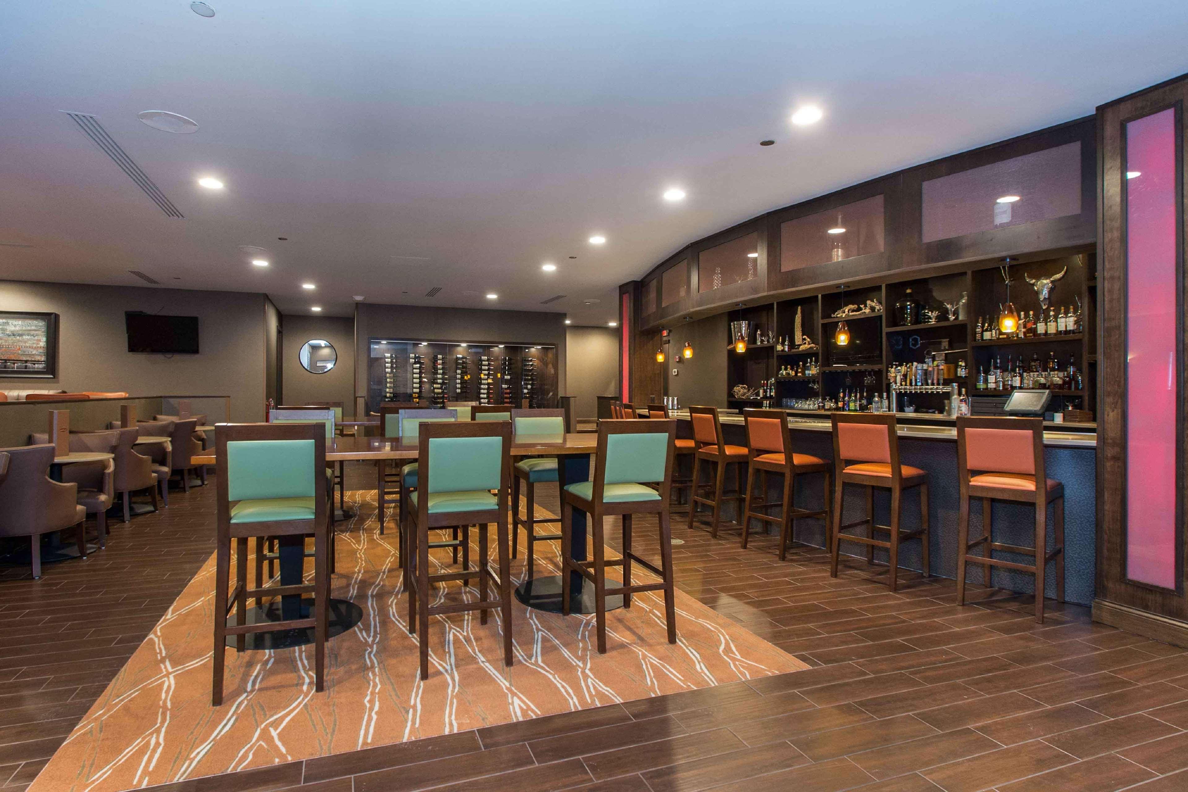 Doubletree By Hilton Cleveland East Beachwood Exterior foto