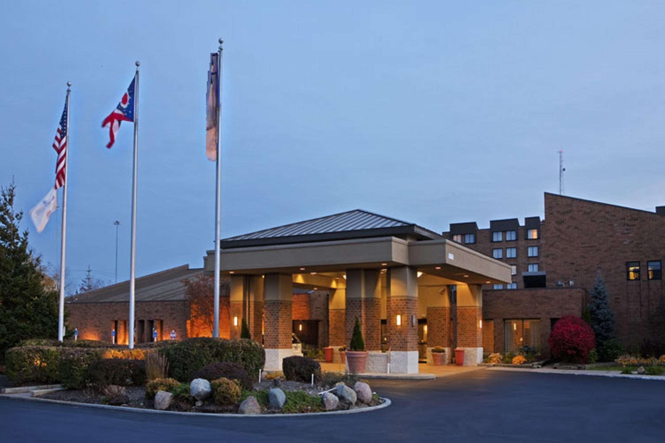 Doubletree By Hilton Cleveland East Beachwood Exterior foto